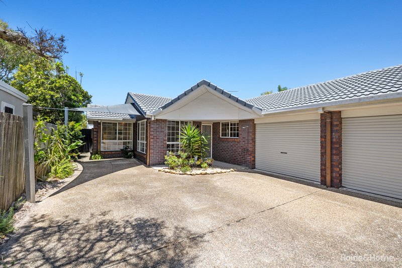 Photo - 2/70 Tweed Coast Road, Pottsville NSW 2489 - Image 3