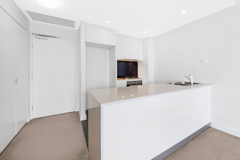 Photo - 2701/438 Victoria Avenue, Chatswood NSW 2067 - Image 7