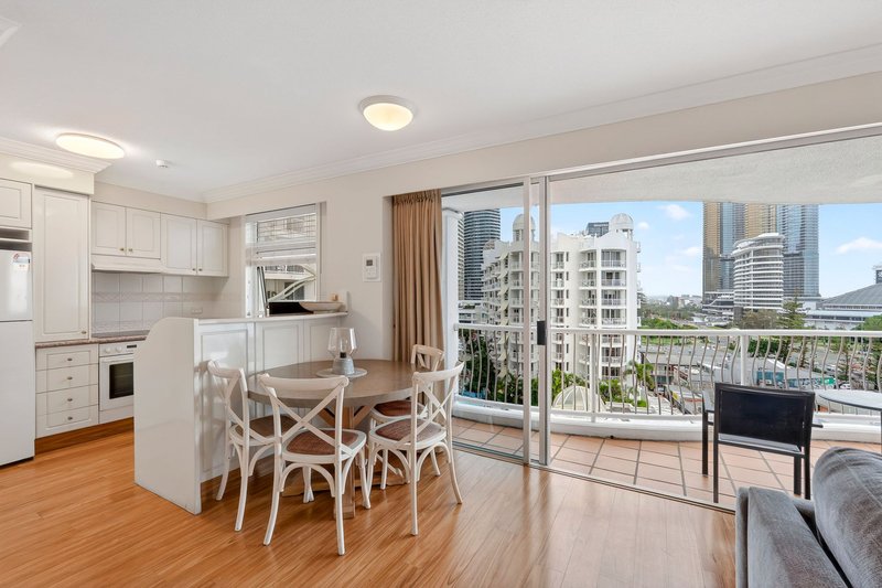 Photo - 2702/24 Queensland Avenue, Broadbeach QLD 4218 - Image 1