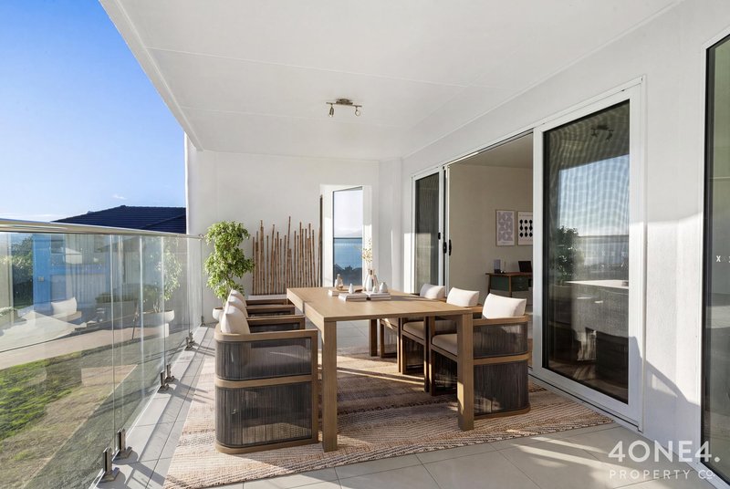 Photo - 2/704 Oceana Drive, Tranmere TAS 7018 - Image 7