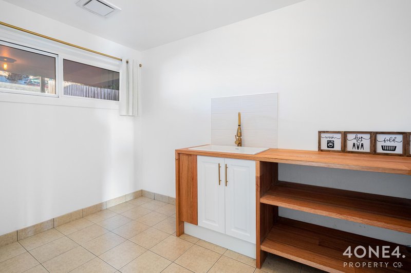 Photo - 2/704 Oceana Drive, Tranmere TAS 7018 - Image 18