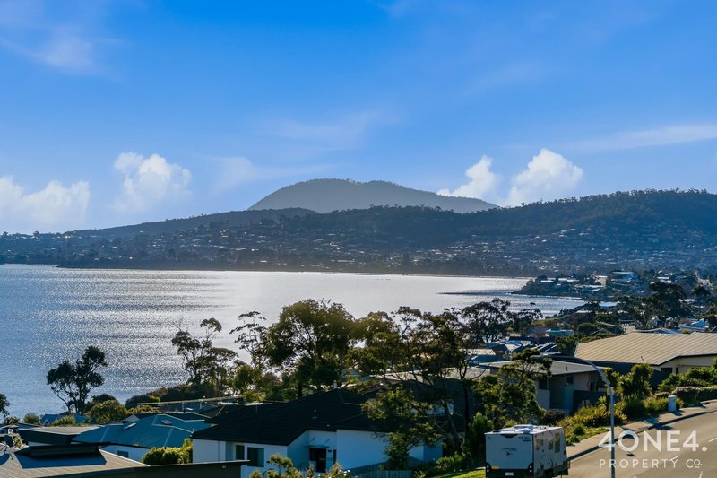 Photo - 2/704 Oceana Drive, Tranmere TAS 7018 - Image 23