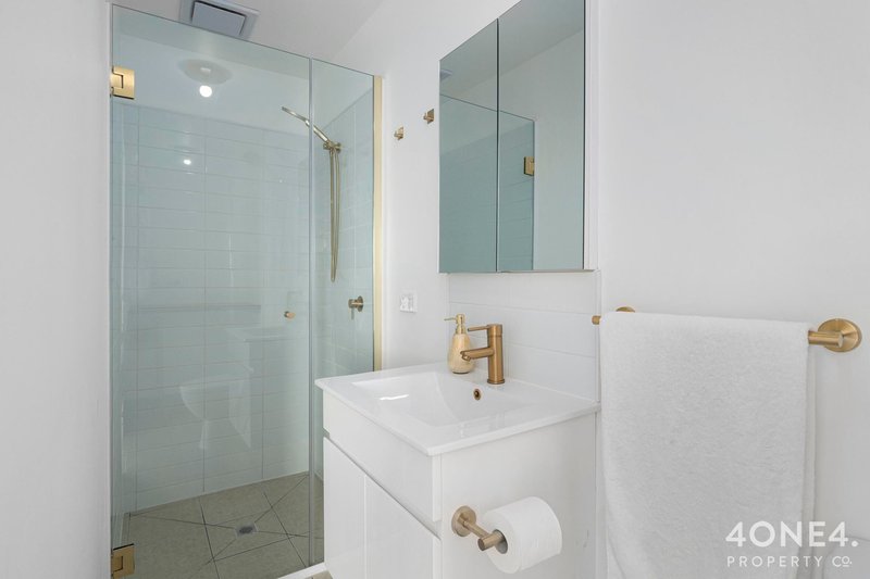 Photo - 2/704 Oceana Drive, Tranmere TAS 7018 - Image 15