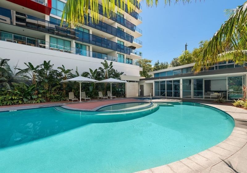 Photo - 2704/25-31 East Quay Drive, Biggera Waters QLD 4216 - Image 4