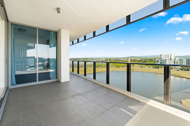 Photo - 2704/25-31 East Quay Drive, Biggera Waters QLD 4216 - Image 5