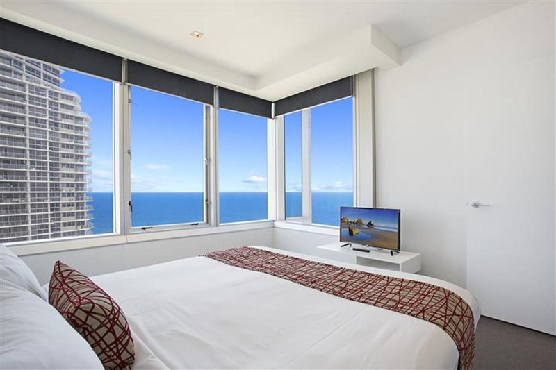 Photo - 2704/9 Hamilton Avenue, Surfers Paradise QLD 4217 - Image 4