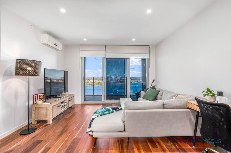 Photo - 2706/63 Adelaide Terrace, East Perth WA 6004 - Image 2