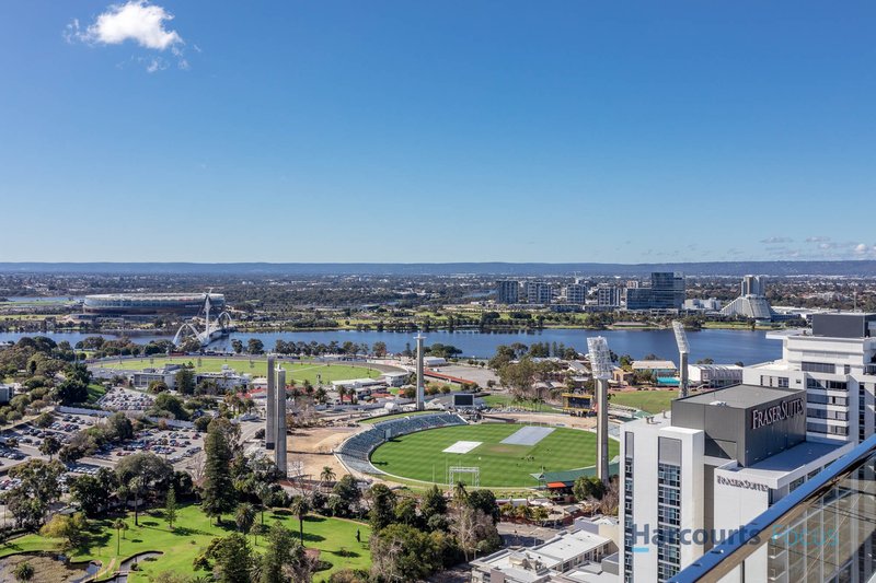 Photo - 2706/63 Adelaide Terrace, East Perth WA 6004 - Image 17