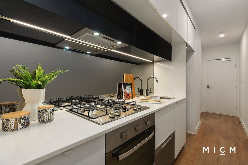 Photo - 2708/80 Abeckett Street, Melbourne VIC 3000 - Image 2