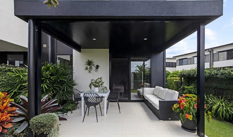 Photo - 27/1 Citron Crescent, Helensvale QLD 4212 - Image 16