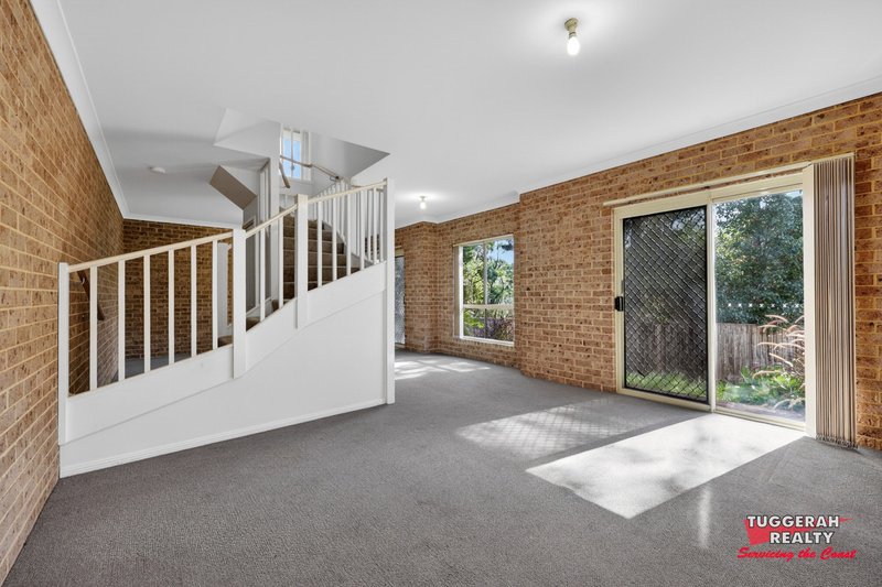 Photo - 27/1 Hillview Crescent, Tuggerah NSW 2259 - Image 8