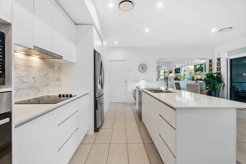 Photo - 27/1 Latitude Boulevard, Nikenbah QLD 4655 - Image 5