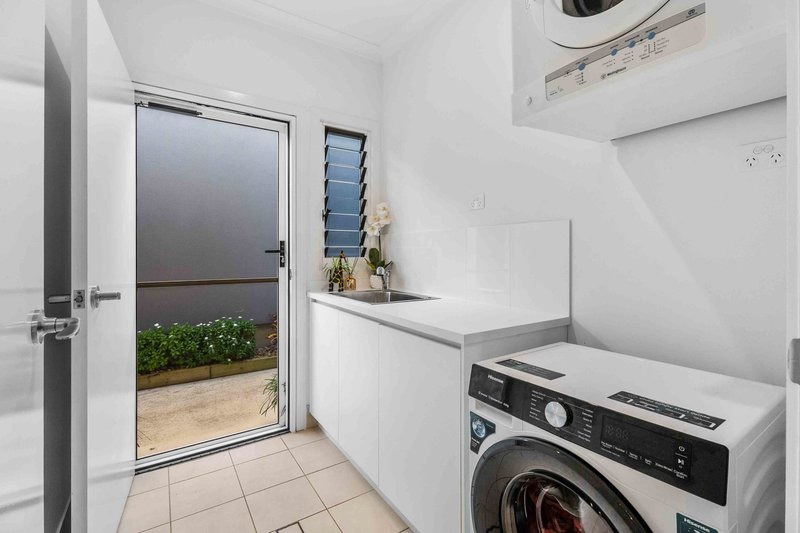 Photo - 27/1 Latitude Boulevard, Nikenbah QLD 4655 - Image 7