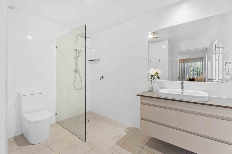 Photo - 27/1 Latitude Boulevard, Nikenbah QLD 4655 - Image 10
