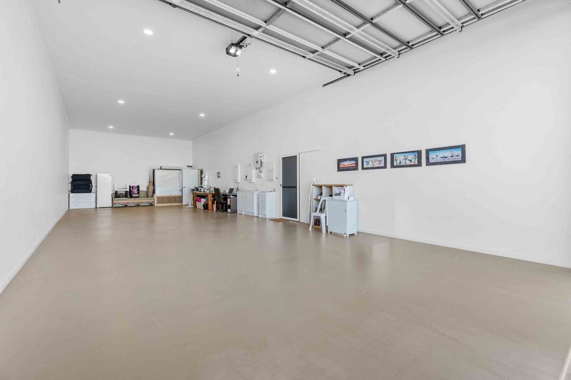 Photo - 27/1 Latitude Boulevard, Nikenbah QLD 4655 - Image 13