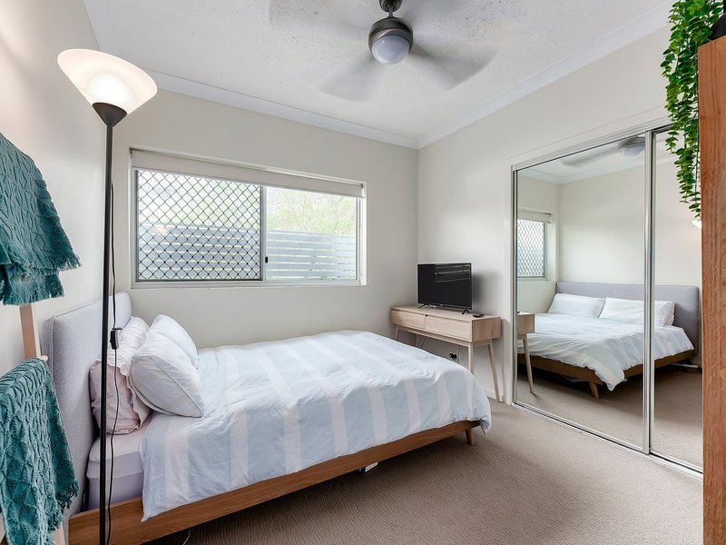 Photo - 2/71 Thistle Street, Lutwyche QLD 4030 - Image 11