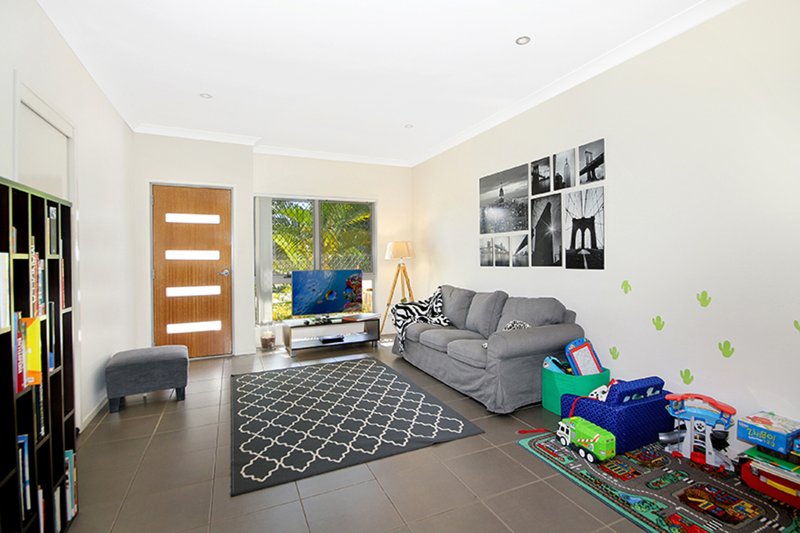 Photo - 27/10 Yugumbir Street, Richlands QLD 4077 - Image 7