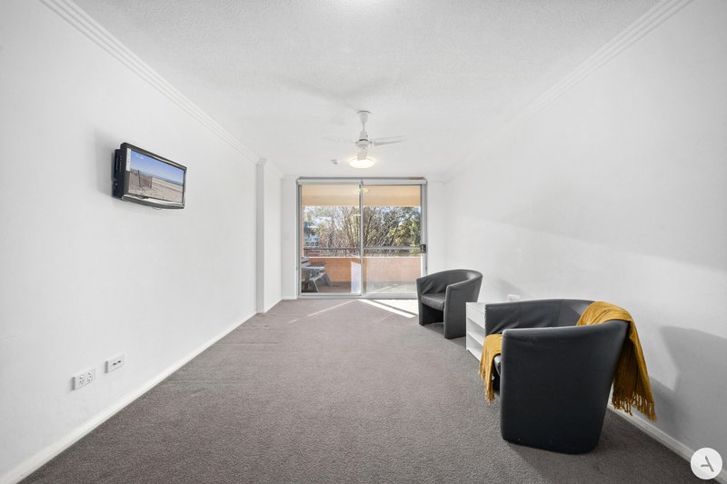 Photo - 27/101 Hennessy Street, Belconnen ACT 2617 - Image 14