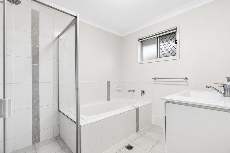 Photo - 27/111 Cowie Road, Carseldine QLD 4034 - Image 9