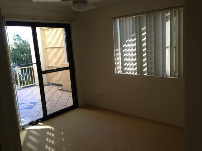 Photo - 27/112-118 Oxlade Drive, New Farm QLD 4005 - Image 6