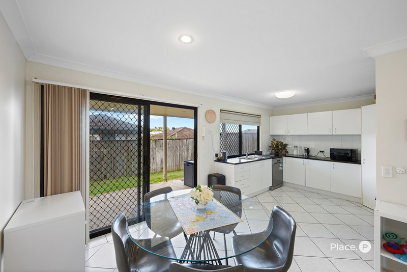 Photo - 27/12 Greendale Way, Carindale QLD 4152 - Image 5