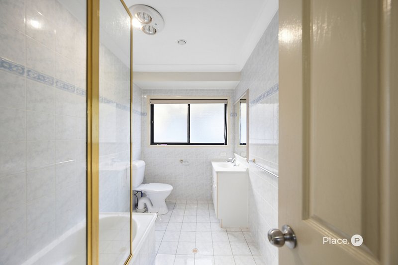 Photo - 27/12 Greendale Way, Carindale QLD 4152 - Image 10