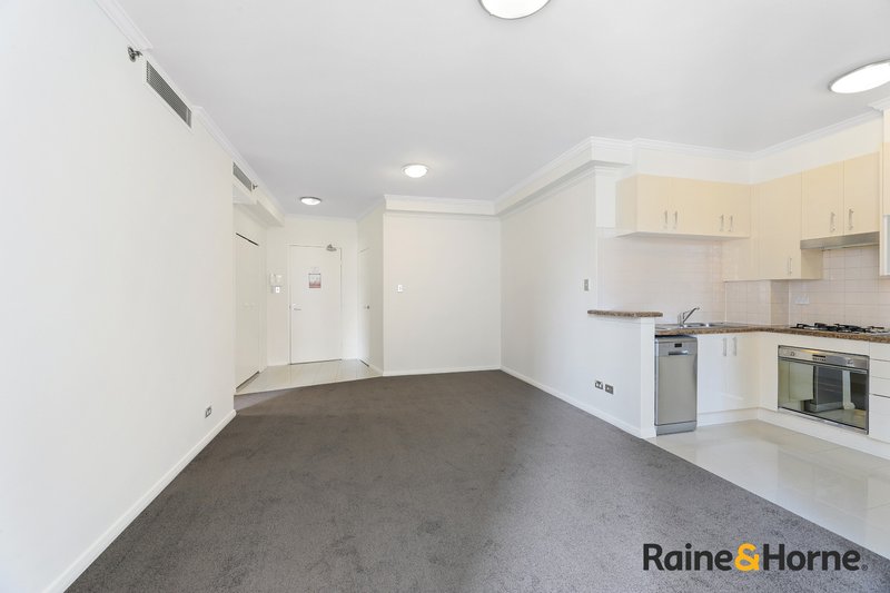 Photo - 271/298-304 Sussex Street, Sydney NSW 2000 - Image 4