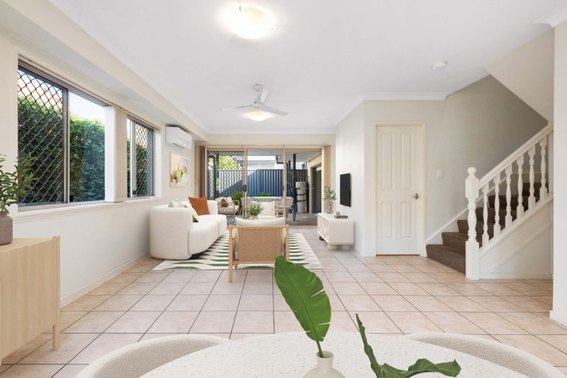 Photo - 2/713 Wynnum Road, Morningside QLD 4170 - Image 5