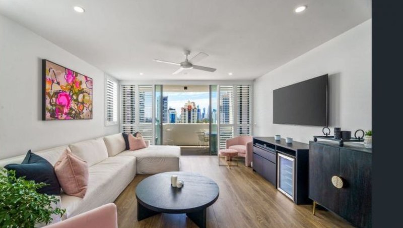 Photo - 27/14 Elizabeth Avenue, Broadbeach QLD 4218 - Image 2
