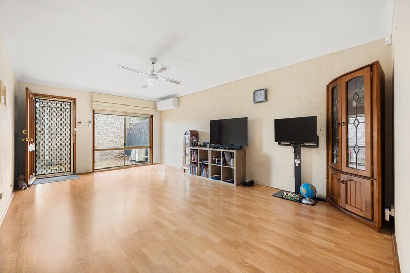 Photo - 27/146 Ellerston Avenue, Isabella Plains ACT 2905 - Image 5