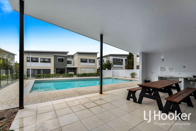 Photo - 27/15-25 Waldron Street, Yarrabilba QLD 4207 - Image 12