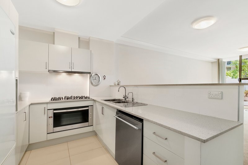 Photo - 27/16-20 Mercer Street, Castle Hill NSW 2154 - Image 3