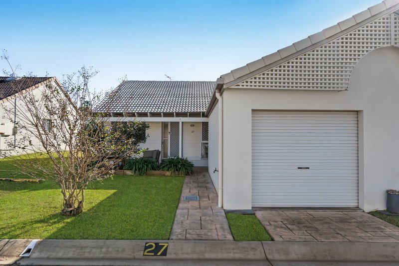Photo - 27/16 Stay Place, Carseldine QLD 4034 - Image 2
