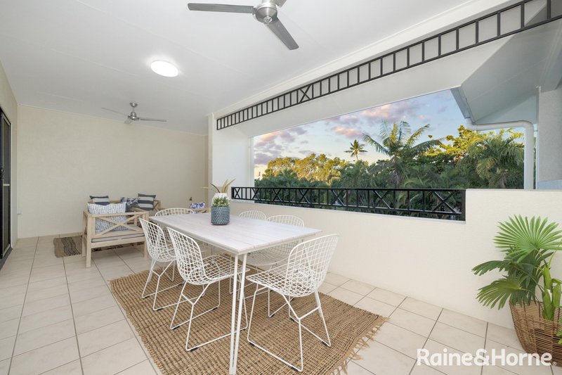 Photo - 27/18-30 Sir Leslie Thiess Drive, Townsville City QLD 4810 - Image 17