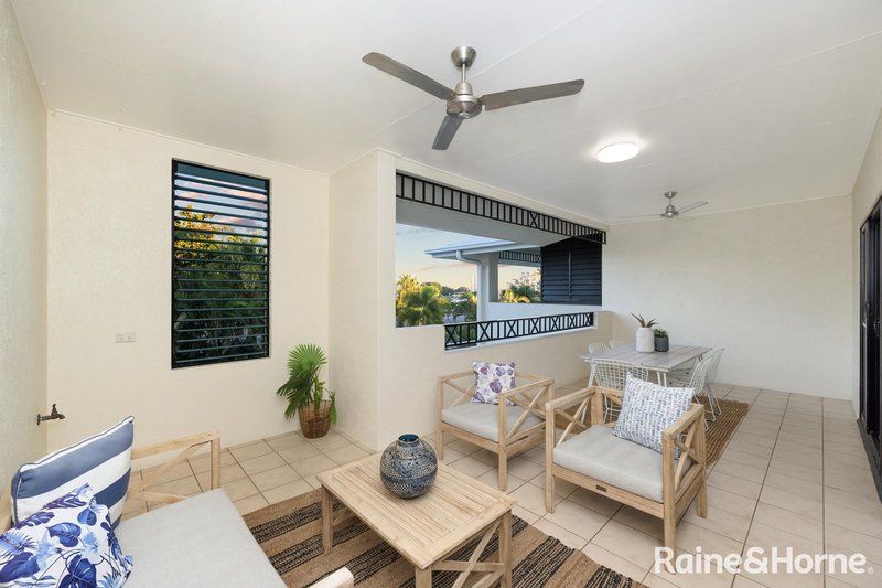 Photo - 27/18-30 Sir Leslie Thiess Drive, Townsville City QLD 4810 - Image 18