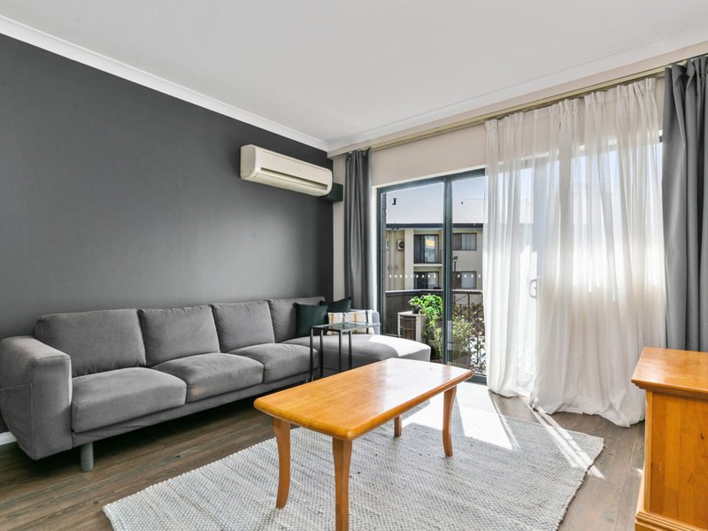 Photo - 27/190 Hay Street, East Perth WA 6004 - Image 3