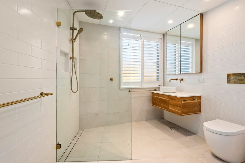 Photo - 2/72-74 Corrimal Street, Wollongong NSW 2500 - Image 7