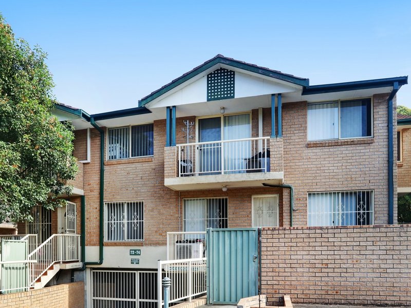 2/72-74 Meredith Street, Bankstown NSW 2200