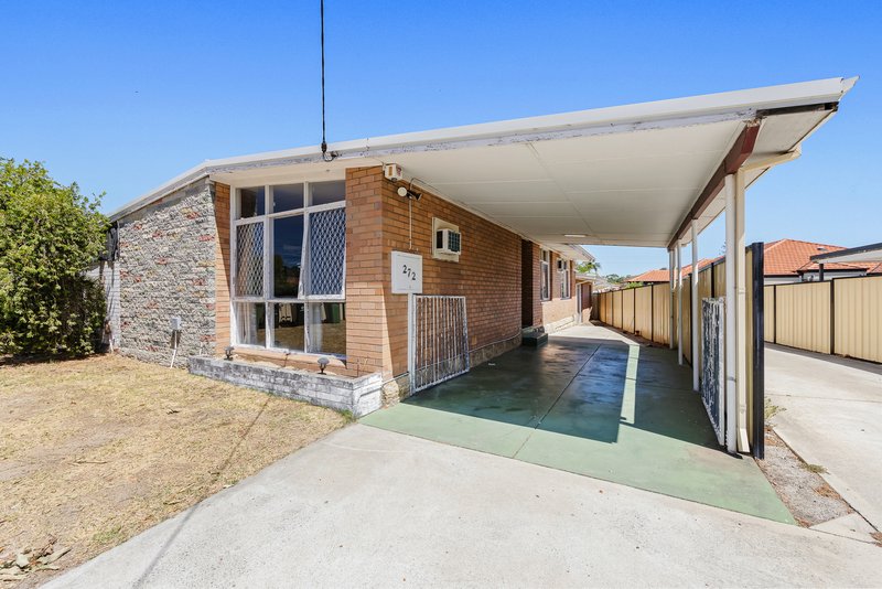 Photo - 272 Belgravia Street, Cloverdale WA 6105 - Image 28