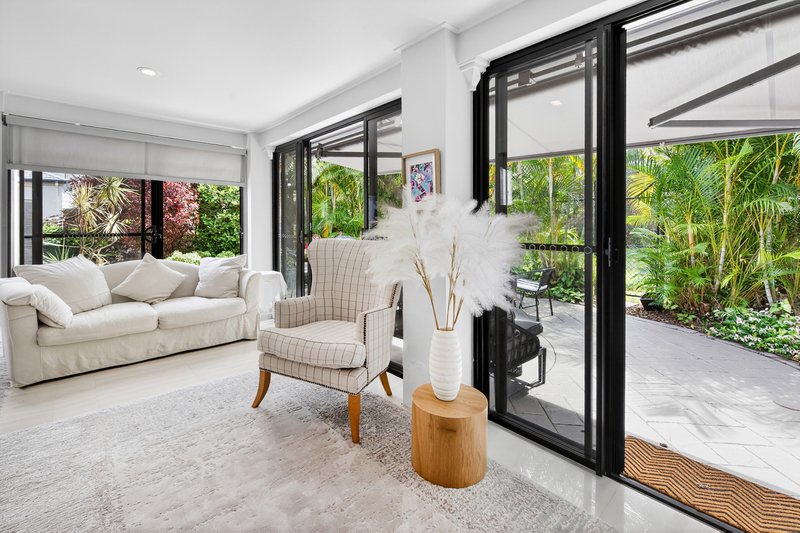 Photo - 27/2 Bronberg Court, Southport QLD 4215 - Image 11