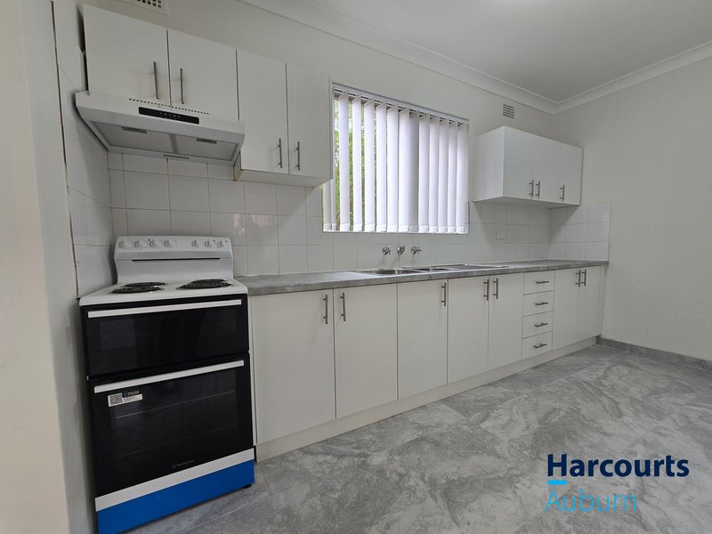 Photo - 2/72 Dartbrook Road, Auburn NSW 2144 - Image 3