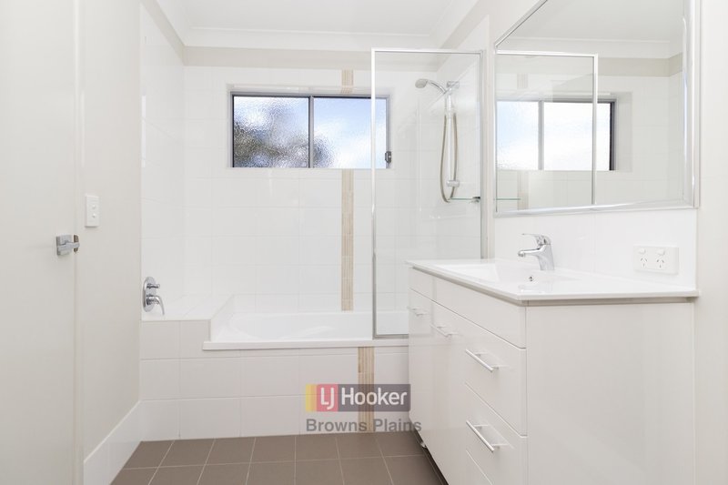 Photo - 27/2 Diamantina Street, Calamvale QLD 4116 - Image 9