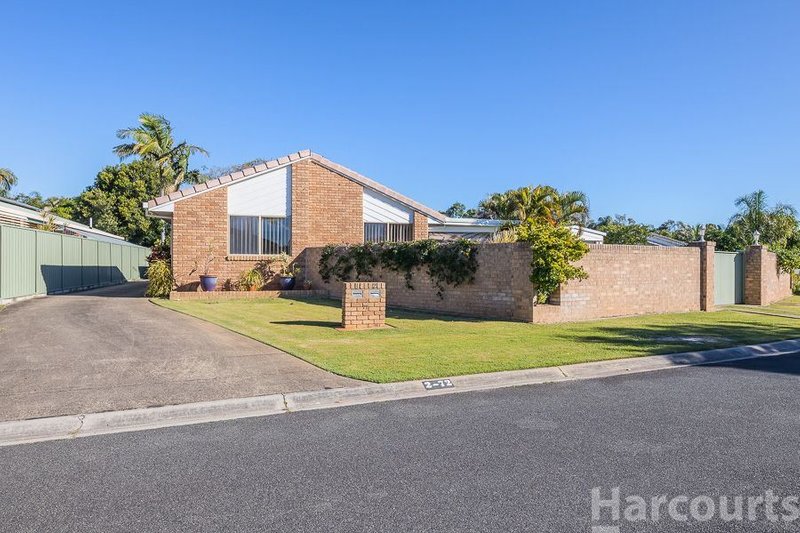 Photo - 2/72 Oleander Drive, Bongaree QLD 4507 - Image 4