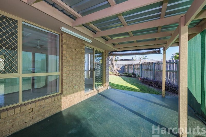 Photo - 2/72 Oleander Drive, Bongaree QLD 4507 - Image 14