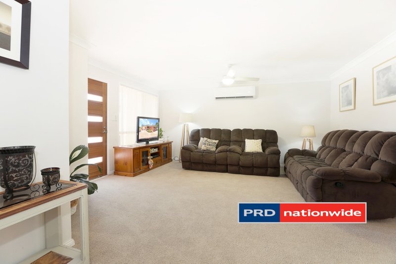 Photo - 2/72 Pembroke Street, Cambridge Park NSW 2747 - Image 2