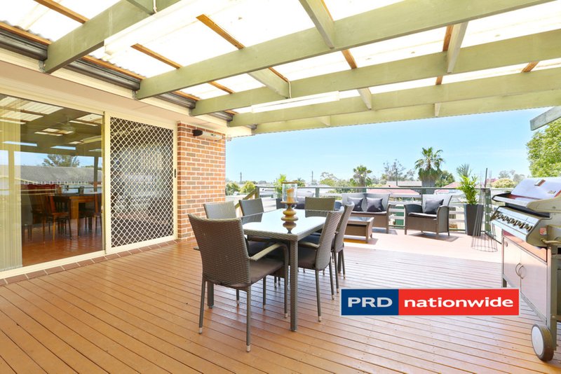 Photo - 2/72 Pembroke Street, Cambridge Park NSW 2747 - Image 4