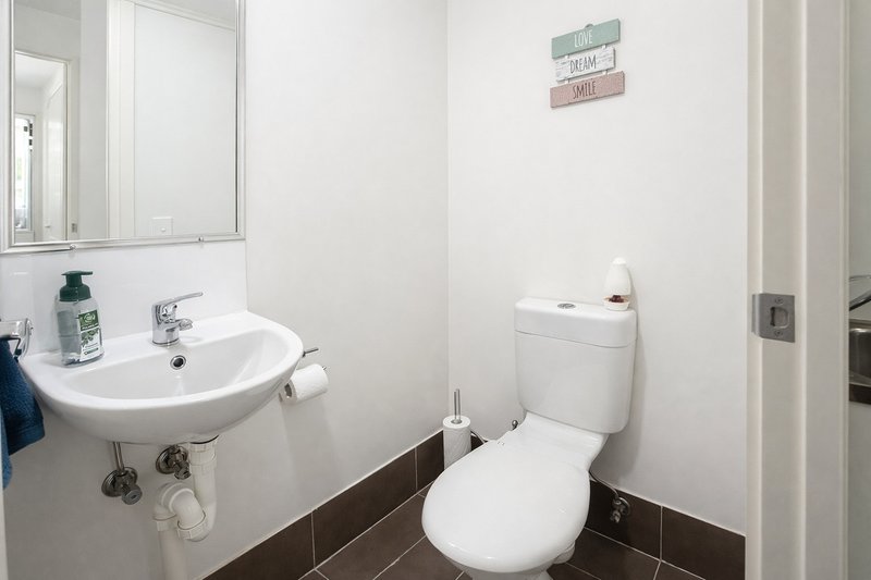Photo - 2/72 Webster Road, Deception Bay QLD 4508 - Image 4