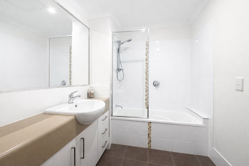Photo - 2/72 Webster Road, Deception Bay QLD 4508 - Image 6