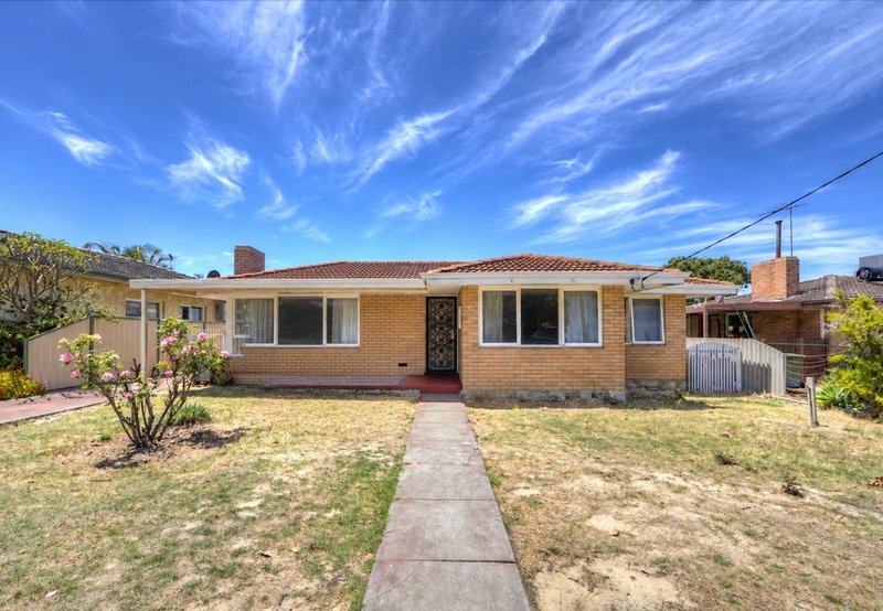 Photo - 272 Wright Street, Cloverdale WA 6105 - Image 1