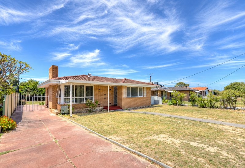 Photo - 272 Wright Street, Cloverdale WA 6105 - Image 2